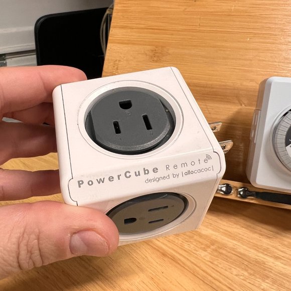 Lot of 2 Mechanical 24 Hour Indoor Plug-In Timer, PowerCube Remote 4 Outlets‎ - Picture 2 of 10